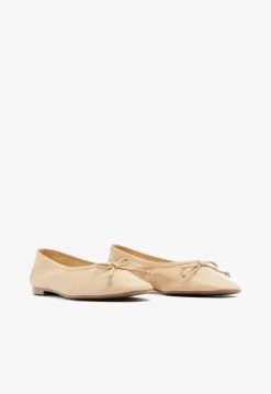 Schutz Arissa Beige Leather Ballet Flat