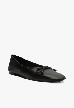 Schutz Arissa Leather Ballet Flat