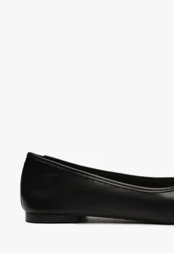 Schutz Arissa Leather Ballet Flat