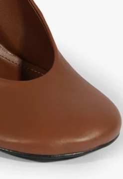 Schutz Brigitte Leather Pump