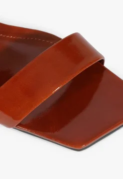 Schutz Chantal Mid Patent Sandal