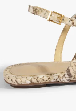 Schutz Elsha Flat Sandal