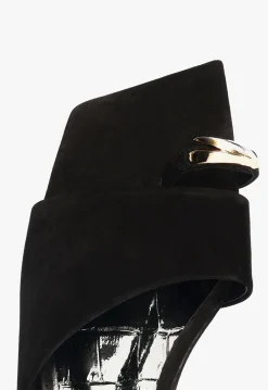 Schutz Jodie Leather Flat Sandal