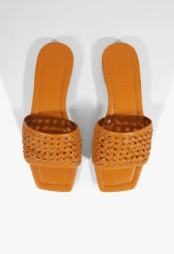 Schutz Juliet Leather Flat Sandal