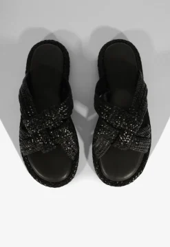 Schutz Kali Sporty Sandal