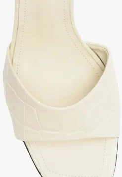 Schutz Posseni Leather Sandal