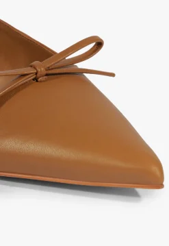 Schutz Violetta Sculpt Flat